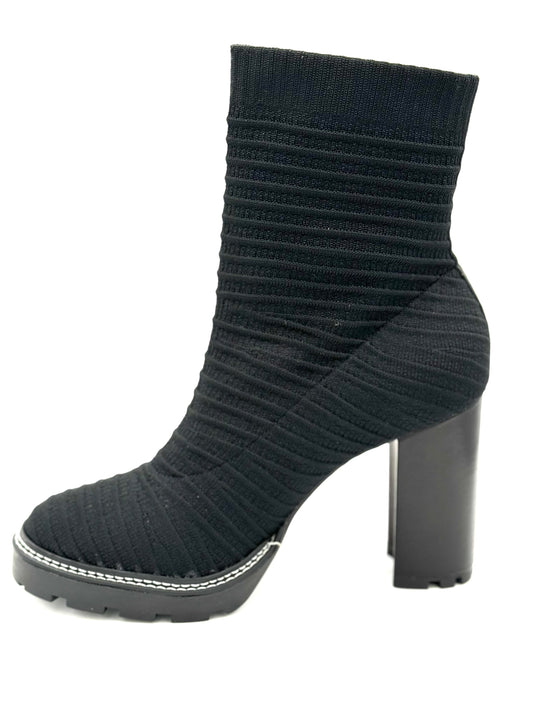 Stretch Boot Knit
